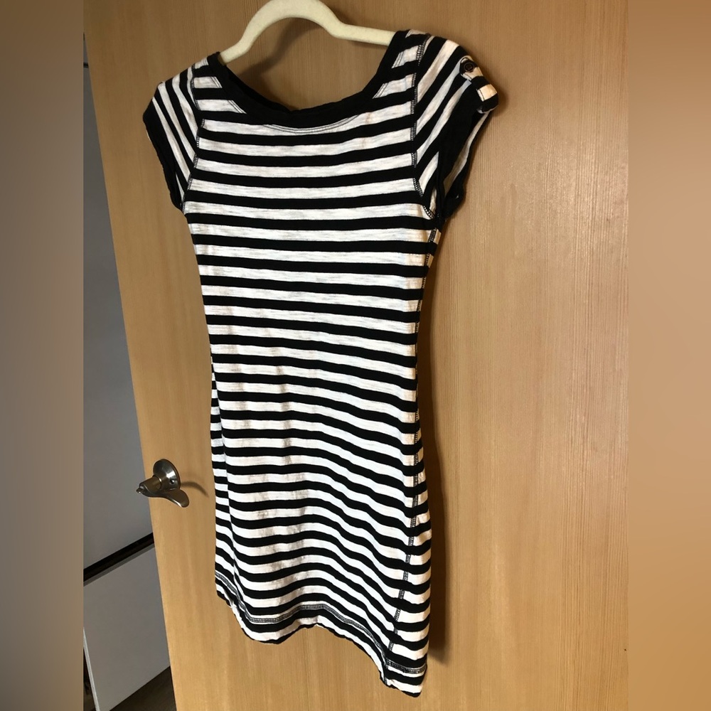Banana Republic black & white striped dress